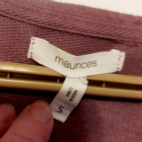 Maurices top criss cross hem line knit detailed shoulders - Picture 5 of 6